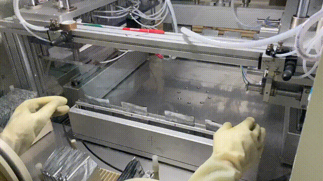 23. Electrolyte Filling.gif